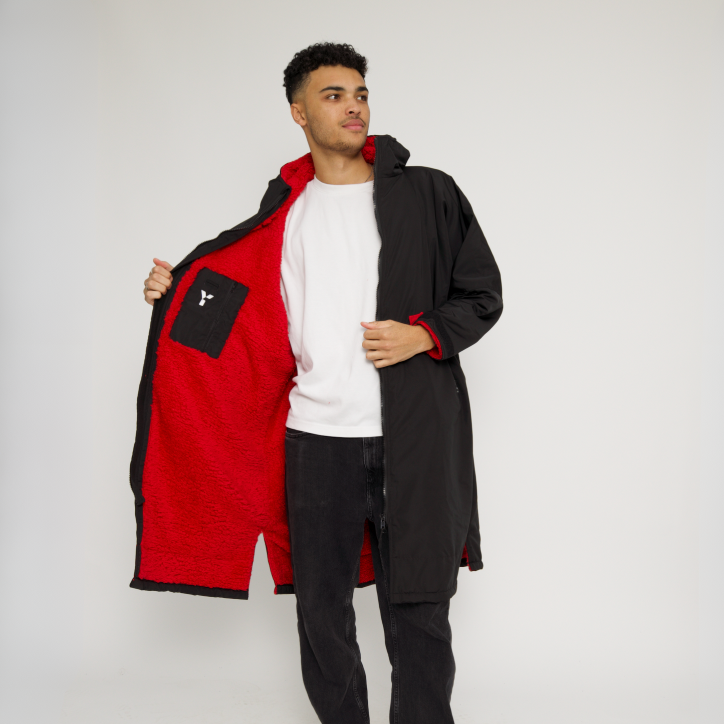 Fleece Lined Changing Robe (Black/Red)